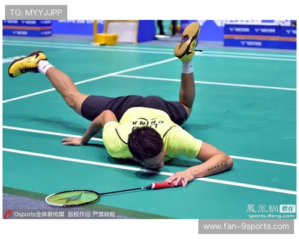 瑞士后卫雪地鱼跃救球，GIF疯传全网